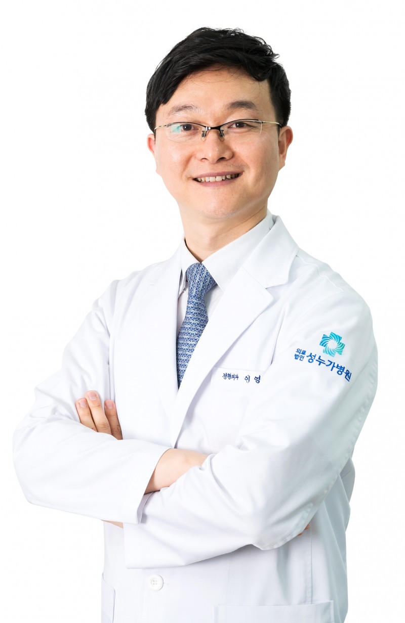 도통 가시지 않는 어깨 통증… 혹시 오십견?