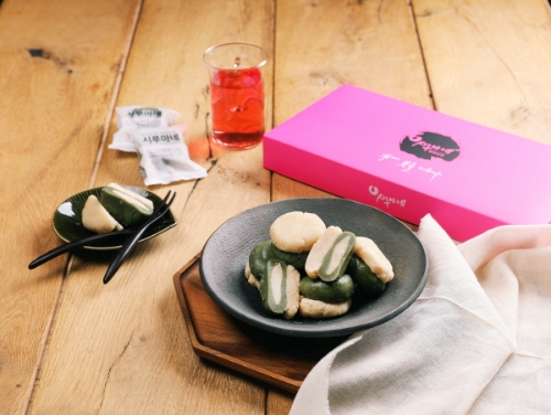 시루아네, 쑥 찰떡에 거피앙금 더한 ‘동부쑥 뭉치떡’ 새롭게 출시