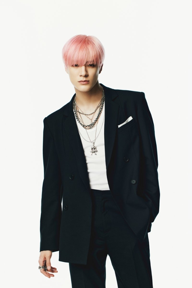 NCT 제노, 카리스마 있는 퍼포먼스로 글로벌 팬 사로잡는 ‘4월 아티스트’