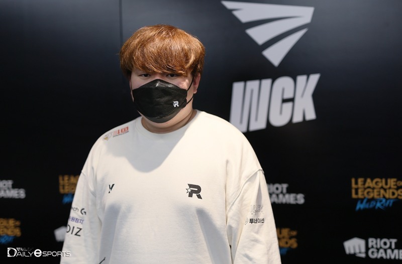 롤스터Y 도진호.