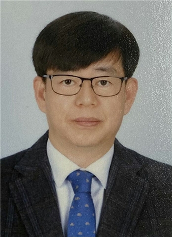 지일이삼공교육 천민웅 대표