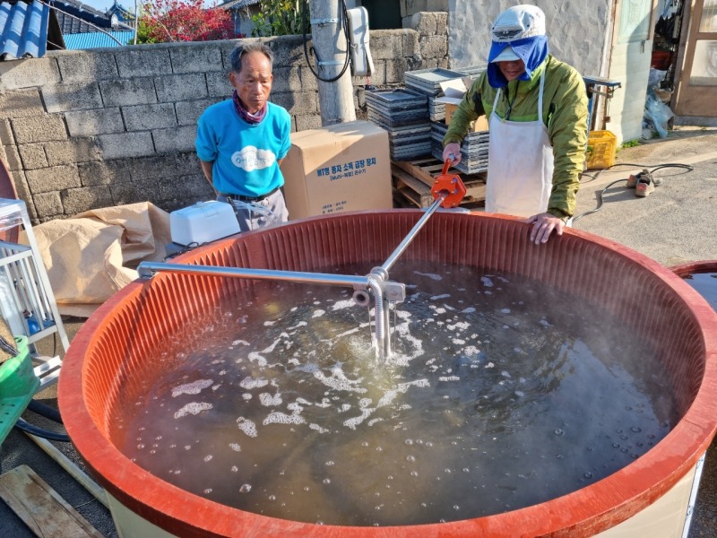 볍씨 소독 실시 모습 (사진제공 = 함평군)
