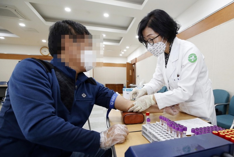 정읍시가 지역 내 한센병 질환 관리사업 대상자 등을 대상으로 지난 26일 무료 건강검진을 진행해 큰 호응을 얻었다. (사진제공 = 정읍시)