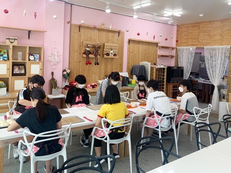 정읍시 건강가정·다문화가족지원센터는 올해 신규사업으로 다문화가족 자녀들의 안정적인 학교생활 적응을 돕기 위해 ‘정서 안정·진로 취업 지원사업’을 시작한다. (사진제공 = 정읍시)