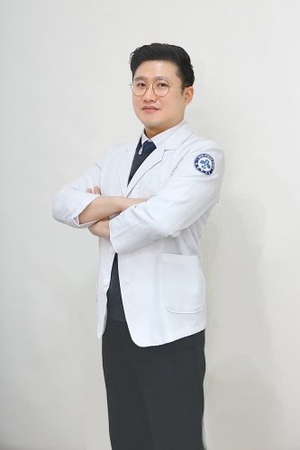 뻣뻣하게 움직이는 무릎, 퇴행성관절염 위험신호