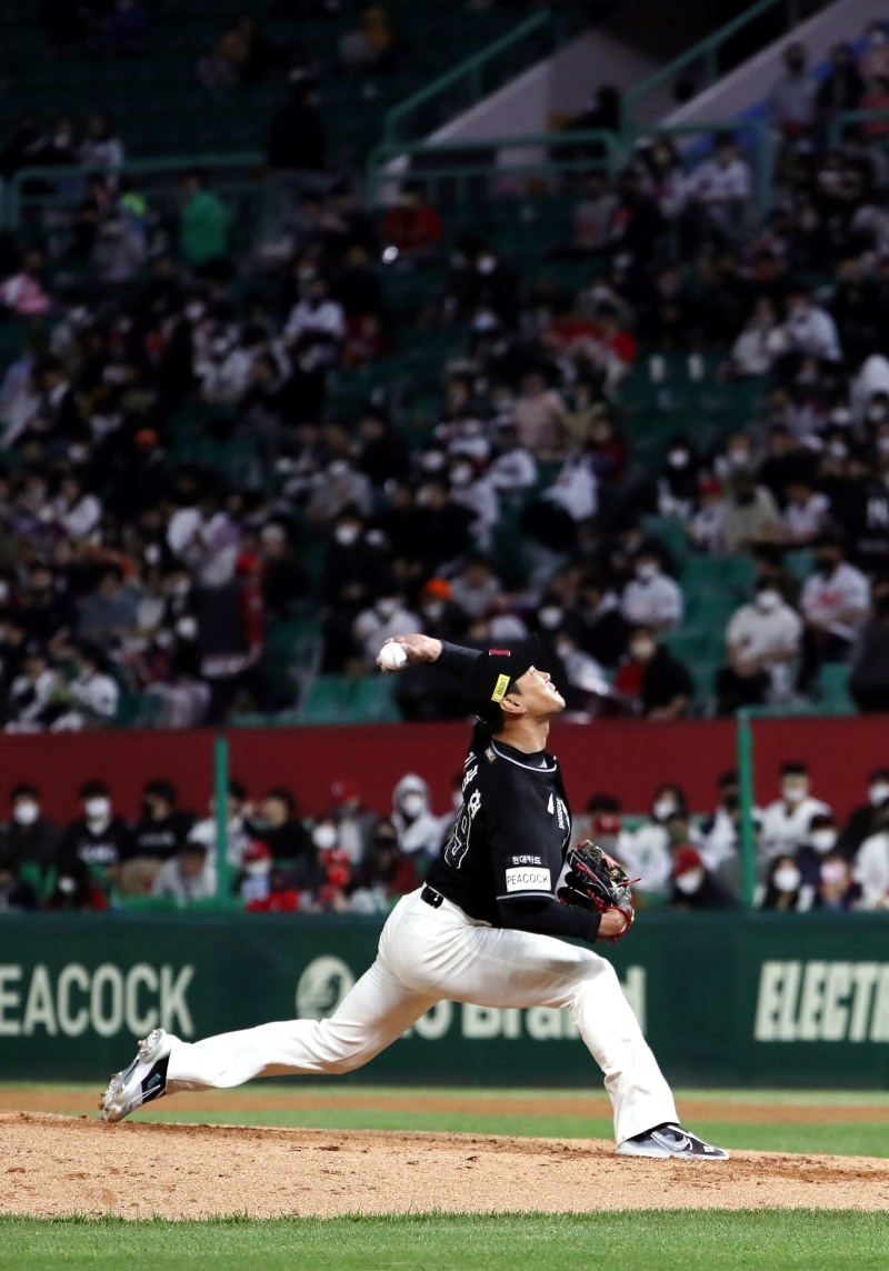 개인통산 1500탈삼진까지 12개를 남겨놓은 김광현