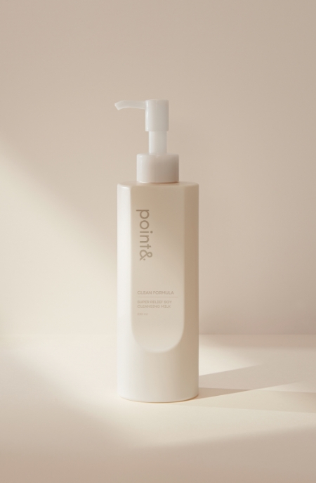 포인트앤 저자극 소이 클렌징 밀크 연출컷