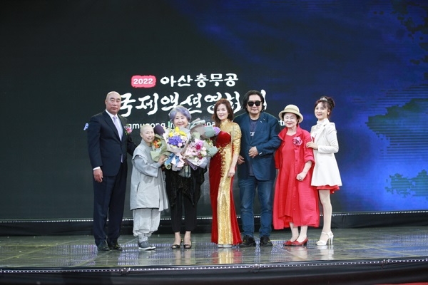 한명구 감독, 국제액션영화제에서 국제영화감독상 수상