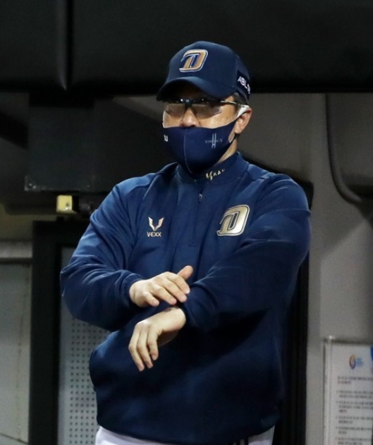 '성적 부진' 이동욱 감독 해임, NC 다이노스 강인권 수석코치가 감독대행 체제로