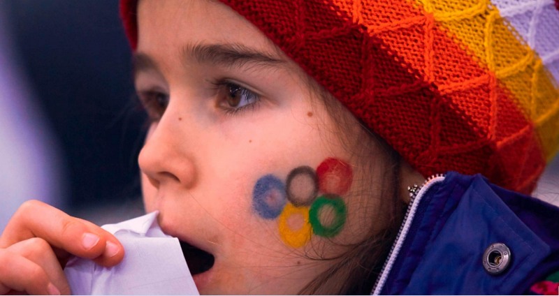 국제올림픽위원회(IOC)는 올림픽 가치와 스포츠 역할을 강화하기 위해 '올림픽 어젠다 2020'을 운영하고 있다. 사진은 어린 소년이 올림픽 마크를 얼굴에 새긴 모습. [IOC 홈페이지 캡처]