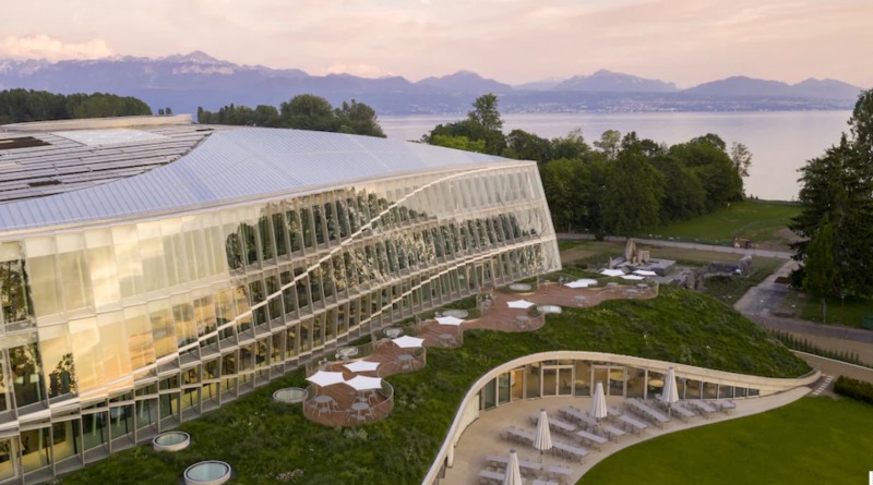 스위스 로잔의 아름다운 레만호수를 끼고 있는 IOC 본부 '올림픽 하우스'. [IOC 홈페이지 캡처]