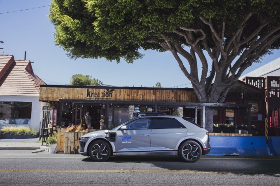 모셔널, 현대차 아이오닉 5로 우버이츠 자율주행 배송 ‘시동’