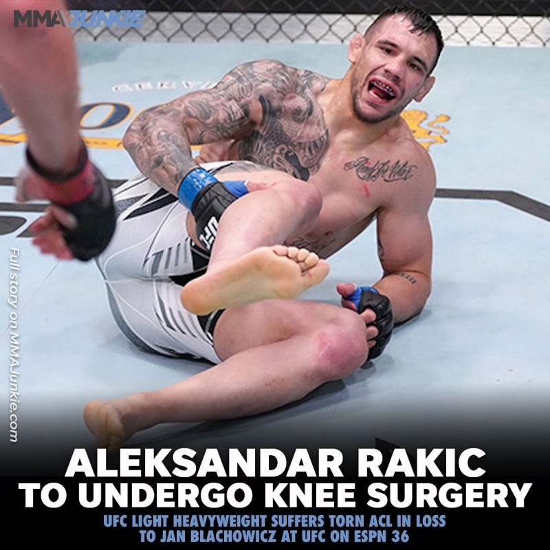 경기 중 무릎을 잡고 쓰러진 라키치. 전방십자인대가 찢어진 것으로 확인되었다.(사진출처=인스타그램)