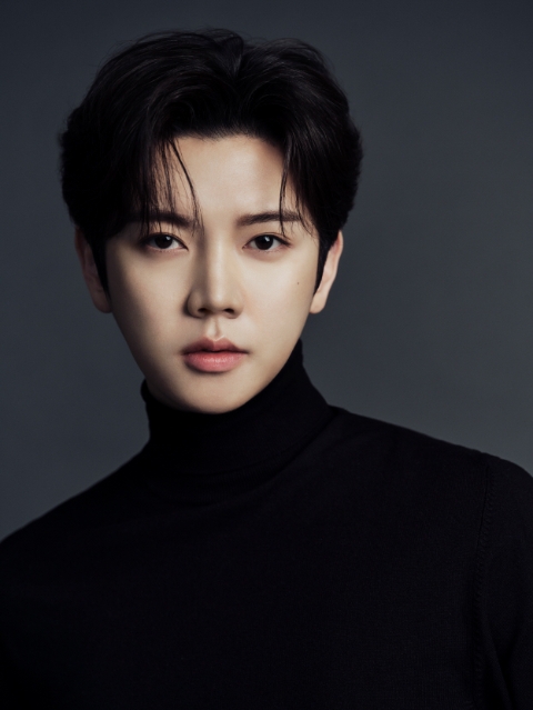 뉴이스트 렌, 유니버스 합류 확정…글로벌 팬 만남 시작