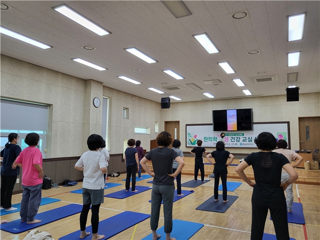 한의학 여성 건강 교실 운영 모습 (사진제공 = 해남군)