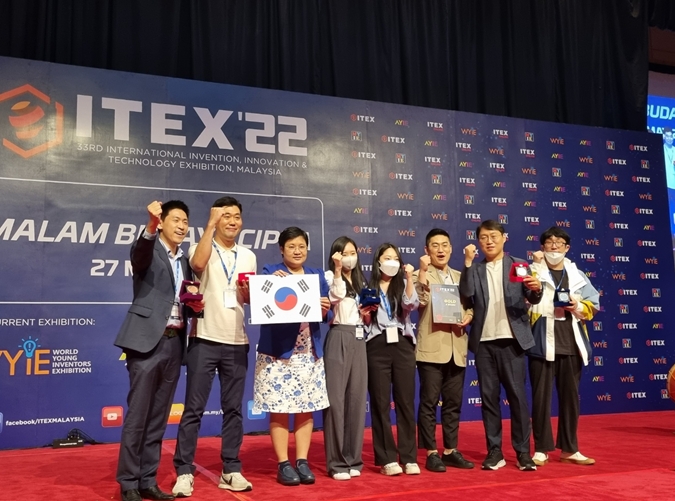 2022 말레이시아 국제발명·혁신·기술전시회 은상 수상. 사진제공=제로웨어