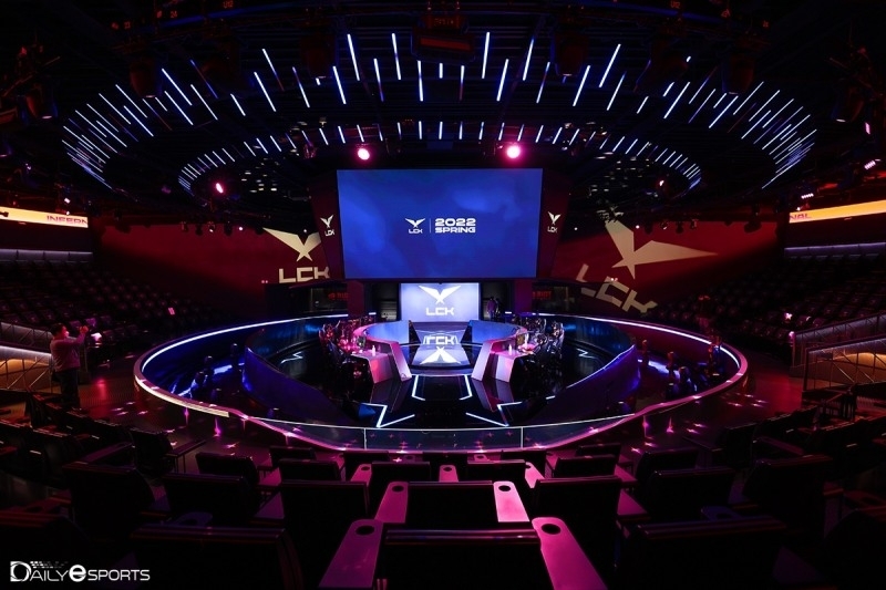 LCK는 지난 5년간 국제 대회 다전제서 LPL에 8번 패배했다.