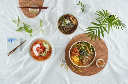 더반찬&, 여름 제철재료 활용 가정간편식 6종 한정 판매