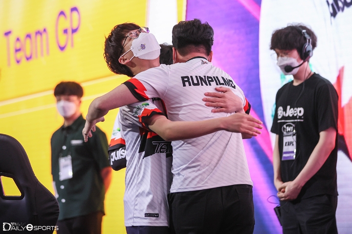 사진=결승 진출에 성공한 팀 GP.