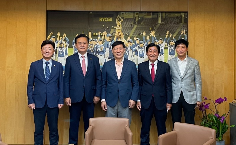 KBO 허구연 총재, 횡성군 야구 인프라 발전 방향 및 활성화 논의