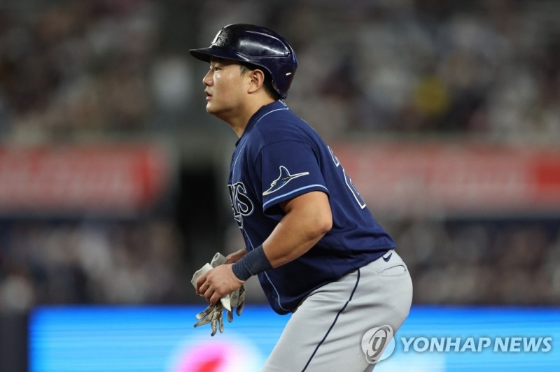 최지만, 대타로 13경기 연속 안타