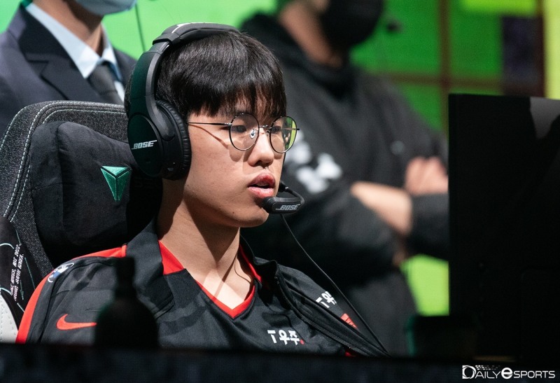 T1, '오너' 문현준과 2024년까지 연장 계약