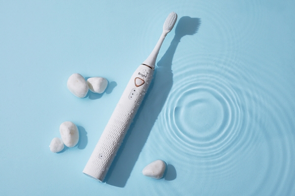 제노스, 음파 전동 칫솔 ‘소닉’ 재출시