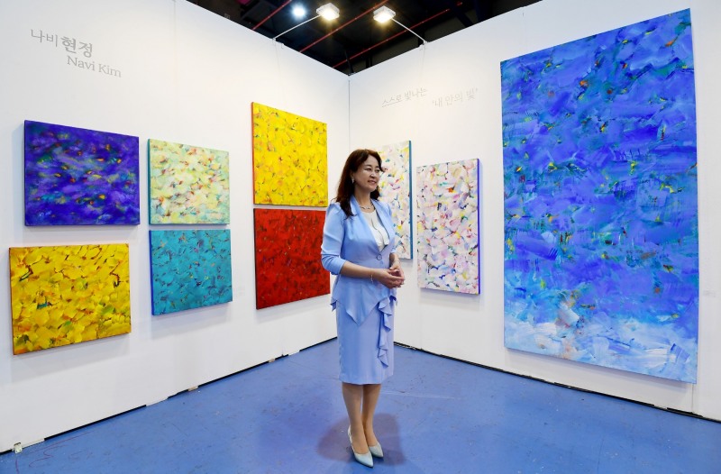 아티스트 나비현정(Navi Kim), '아트페스타 서울 2022' 솔로 부스전 참가 / 사진=Courtesy of artist