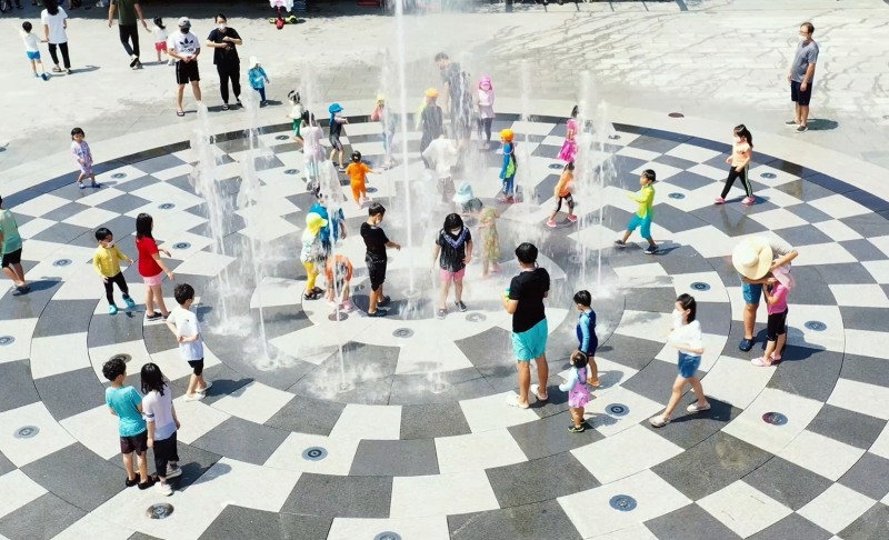 내장산 문화광장에 바닥분수를 개장한다. (사진제공 = 정읍시)