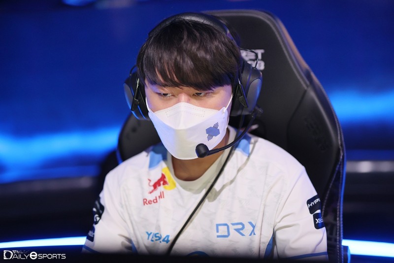 '표식' 홍창현의 독특한 애정 표현 "건희 형, 망할 뻔 했는데 아쉬웠어"