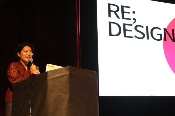 김윤희 한샘 R&D본부장이 발표하고 있는 모습.