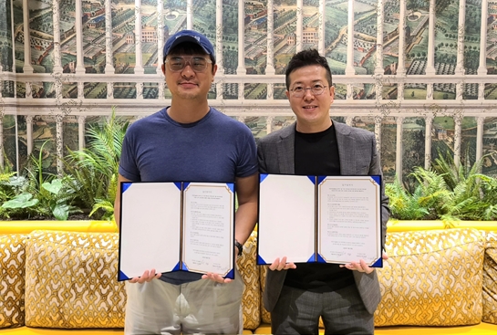 김형규 잇터널홀딩스 대표(좌)와 박민혁 더벤 부사장