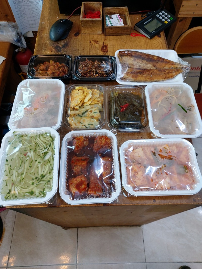 군산시 개정면 밑반찬 운영 사업 모습 (사진제공 = 군산시)