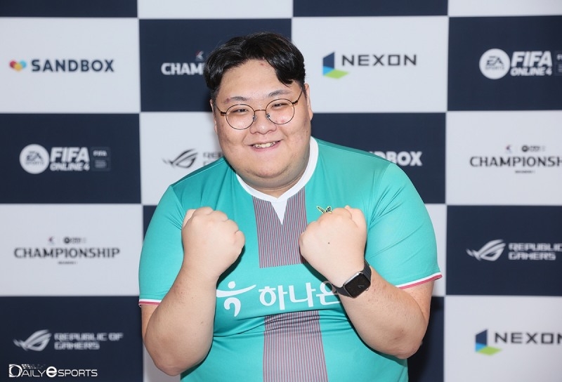 5승 3무를 기록하며 무패 행진을 달리고 있는 김시경.