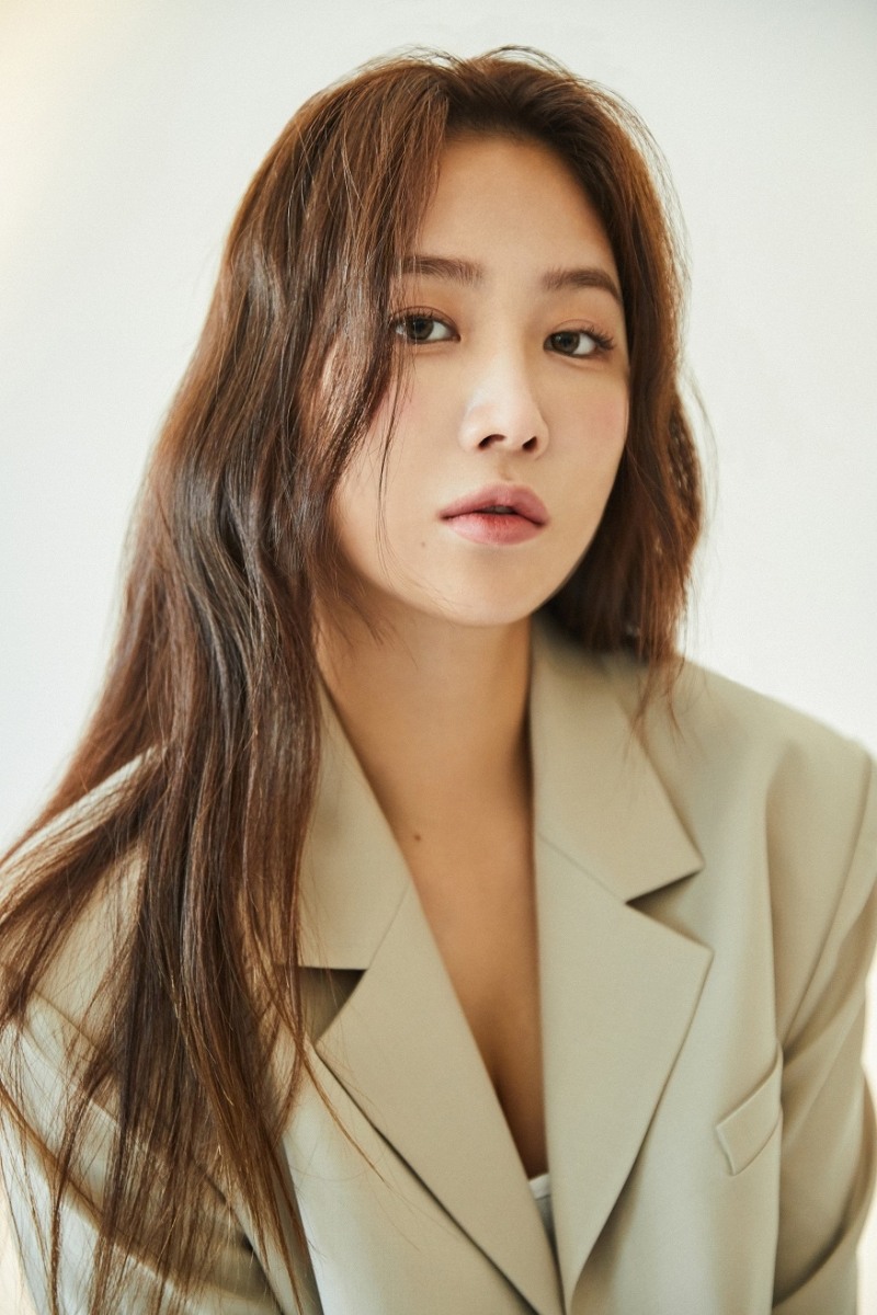 키움 히어로즈, 10일 NC전에 걸그룹 '씨스타' 출신의 가수 소유 시구