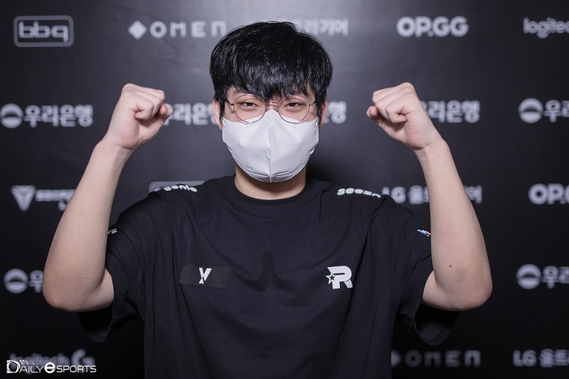 kt 롤스터 '빅라' 이대광.