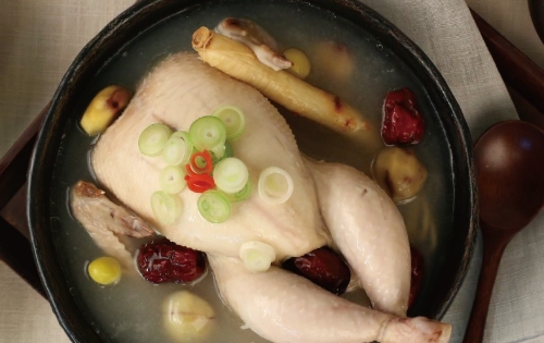 상하농원 복날맞이 기간한정메뉴 삼계탕/ 이미지 제공 = 상하농원