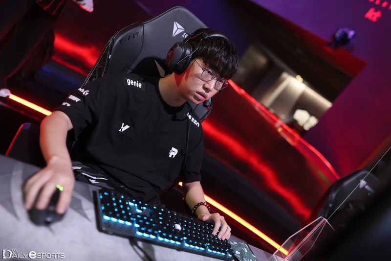 700점으로 POG 순위 공동 1위를 달리고 있는 kt 롤스터 '에이밍' 김하람.