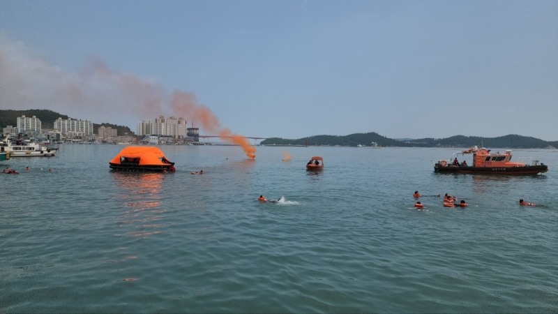 완도수산고등학교 해상훈련 모습 (사진제공 = 완도해양경찰서)