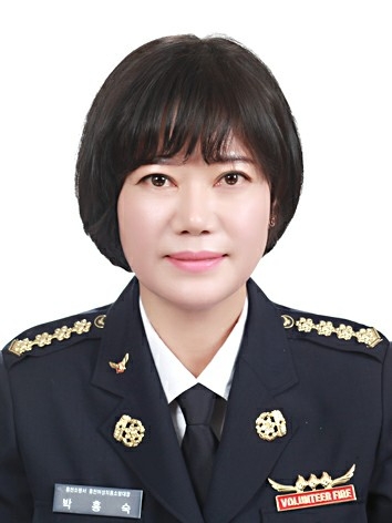 홍천군 "박홍숙 홍천읍여성의용소방대장, 올 홍천군민대상 사회봉사부문 선정"