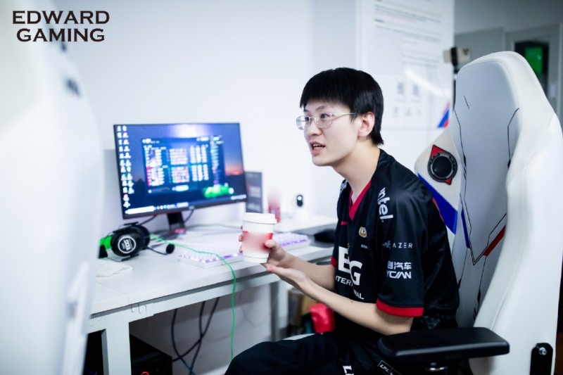 '메이코' 텐예(사진=EDG 홈페이지)