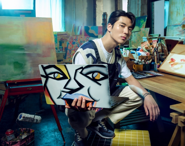 삼성전자 "AI 아티스트 칼로와 함께 나만의 갤럭시 북 만들어보세요"