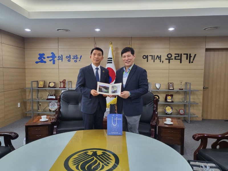 허구연 KBO 총재, 국군체육부대 상무 야구단 방문