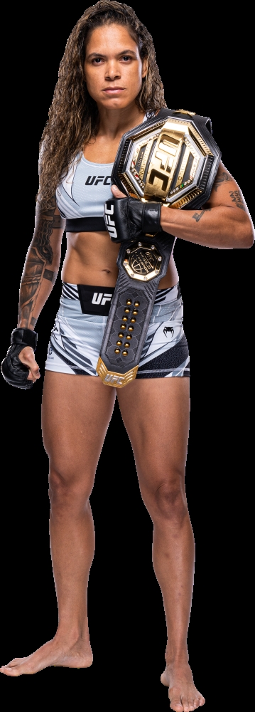 아만다 누네스, 7개월만에 페냐에 대설욕. KO같은 판정으로 왕좌 탈환-UFC 277