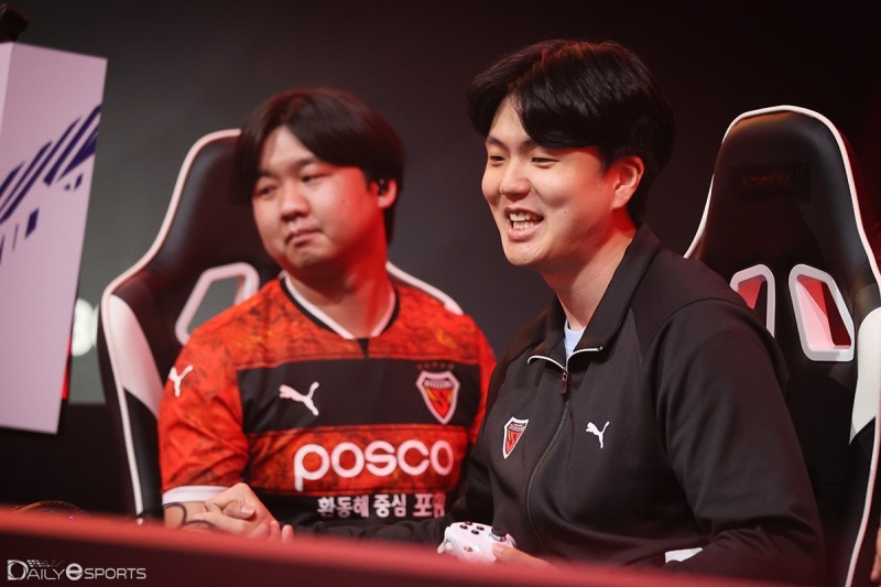 FC 서울과 함께 강등당한 포항 스틸러스.