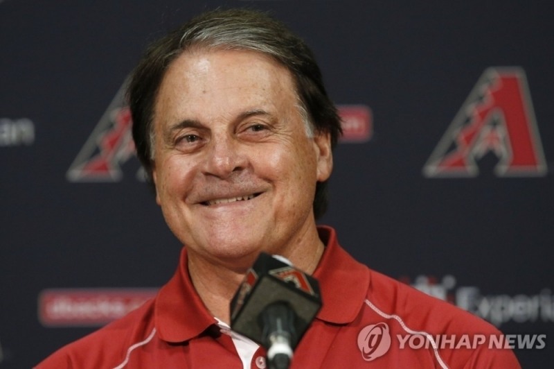 토니 라루사 감독