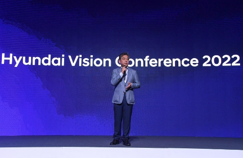 지난 3일 열린 현대 비전 컨퍼런스(Hyundai Vision Conference)에서 현대차 대표이사 장재훈 사장이 환영사를 하는 모습.