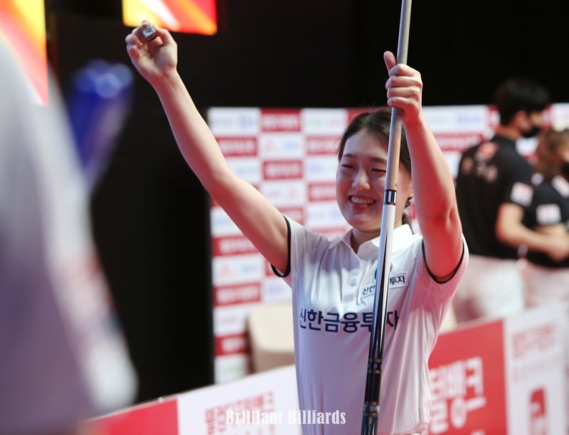 1이닝 9점 퍼펙트 큐를 날린 NH 김보미(사진=브릴리언트 빌리아드)