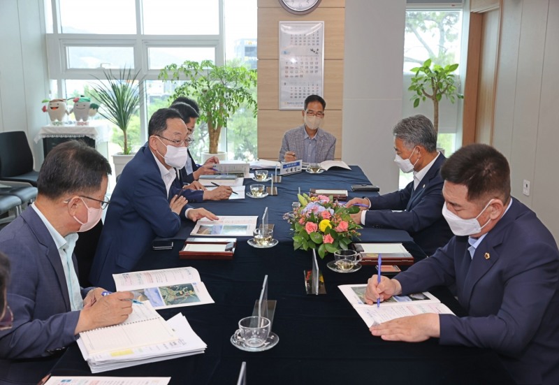 8일 열린 김성일·박성재 도의원 초청 예산·정책간담회 모습 (사진제공 = 해남군)