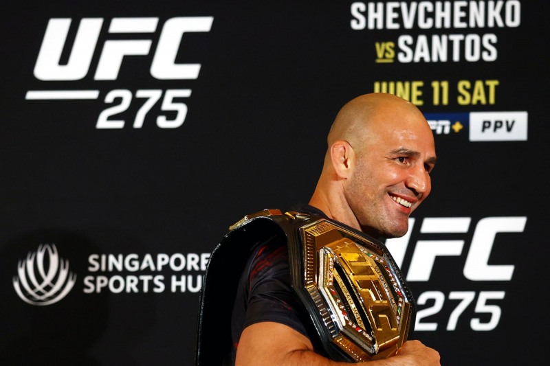 또 한번의 불가사의에 도전하는 43세의 테세이라(사진=UFC)